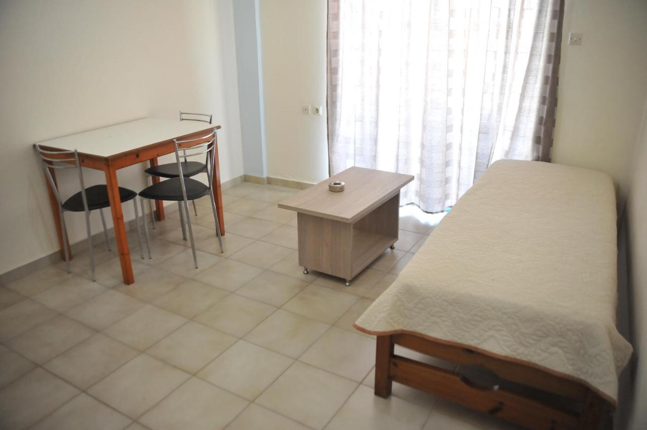 Bed & Breakfast Litsas *